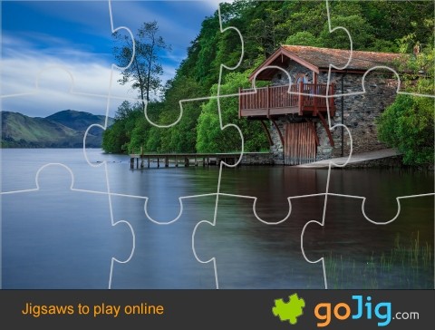 Jigsaw : Boat House on Lake